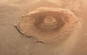 Olympus Mons, o maior vulcão conhecido, pela Mars Express